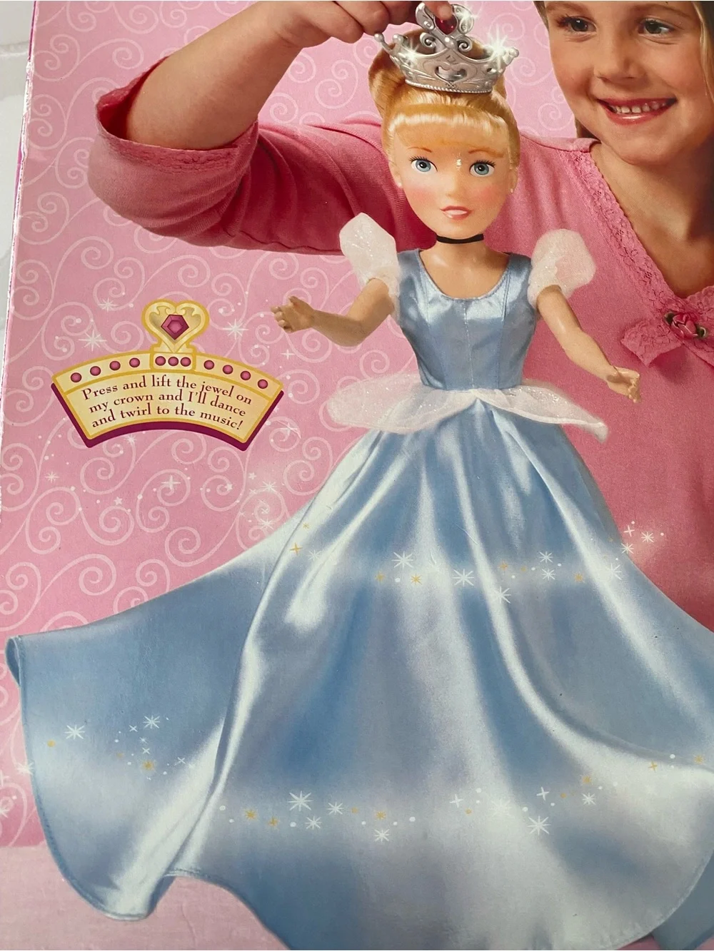 Disney Princess Dancing Cinderella Doll 17 in Battery-Operated w/ Crown 2003 y2k